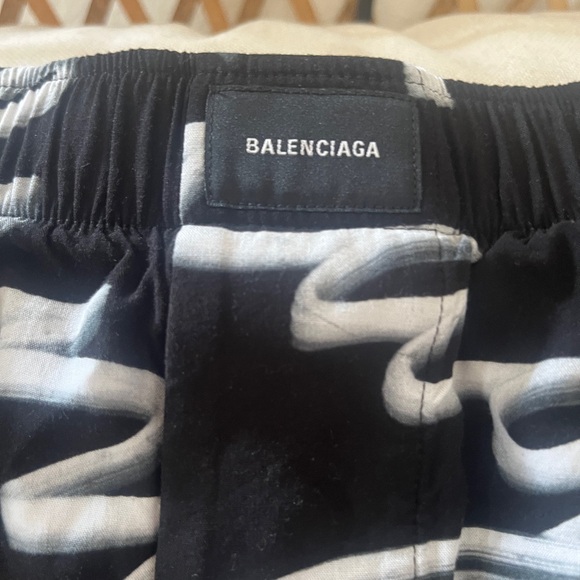 Balenciaga Black/White Script Set - Picture 5 of 16